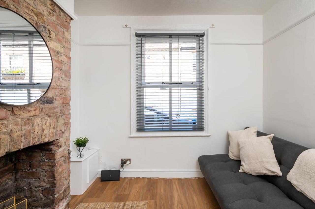 Stylish, Centrally Located Terrace - Pass The Key York Exterior foto